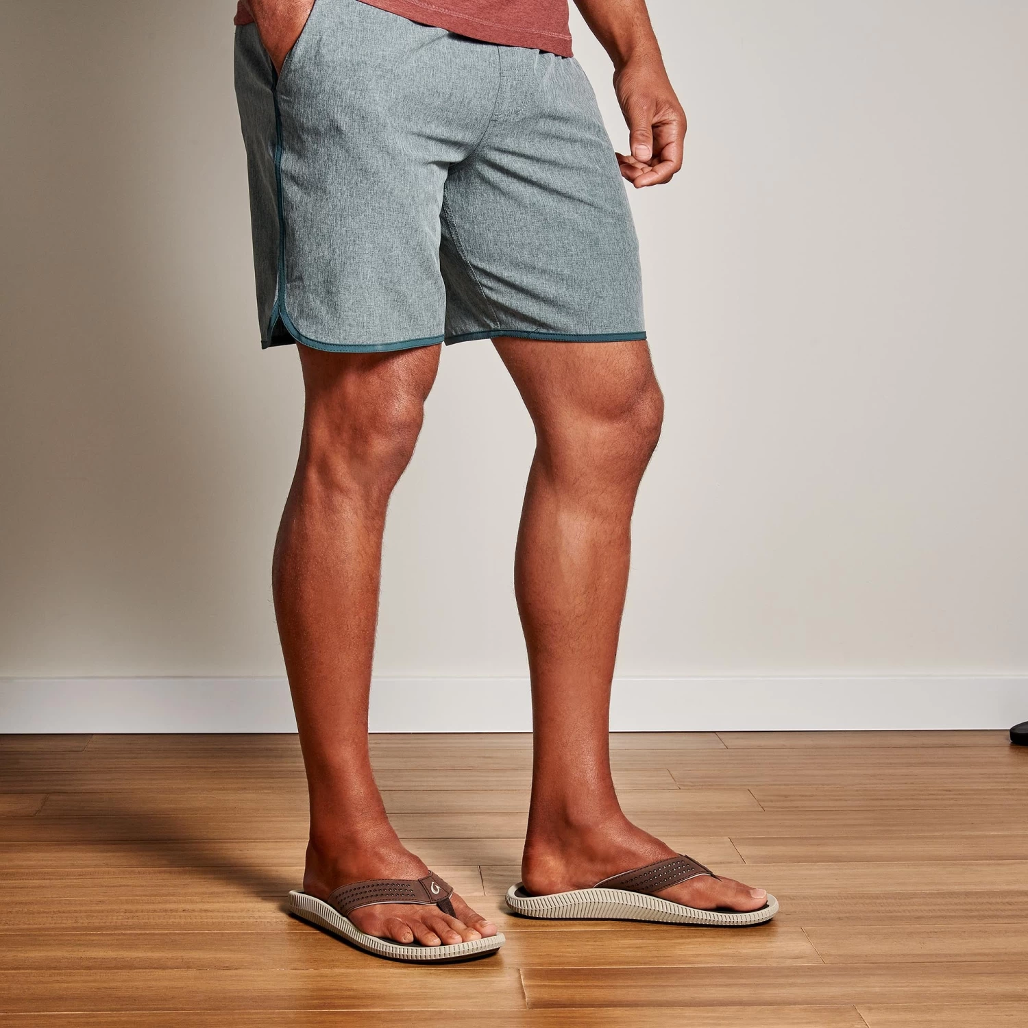 OluKai Ulele - Dark Wood 4 OluKai Ulele - Dark Wood - Image 4