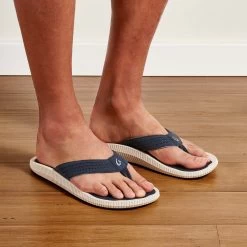 OluKai Ulele - Blue Depth -Olukai Shop 10435 TFTF 102 M Ulele BldepBldep Web Opt 1024x1024 38821e35 ec77 4e39 a7f2 b2c962fea290