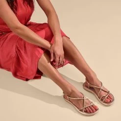 OluKai Waiau - Bubbly 11 OluKai Waiau - Bubbly -Olukai Shop 20426 FAFA 102 W WAIAU BubblyBubbly 43926883 2a3e 4227 b156 1c76f469e18c