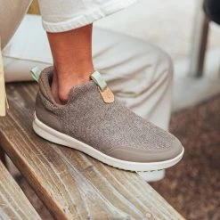 Olukai Shop -Olukai Shop 20431 3419 101 W Lipoa TanBone