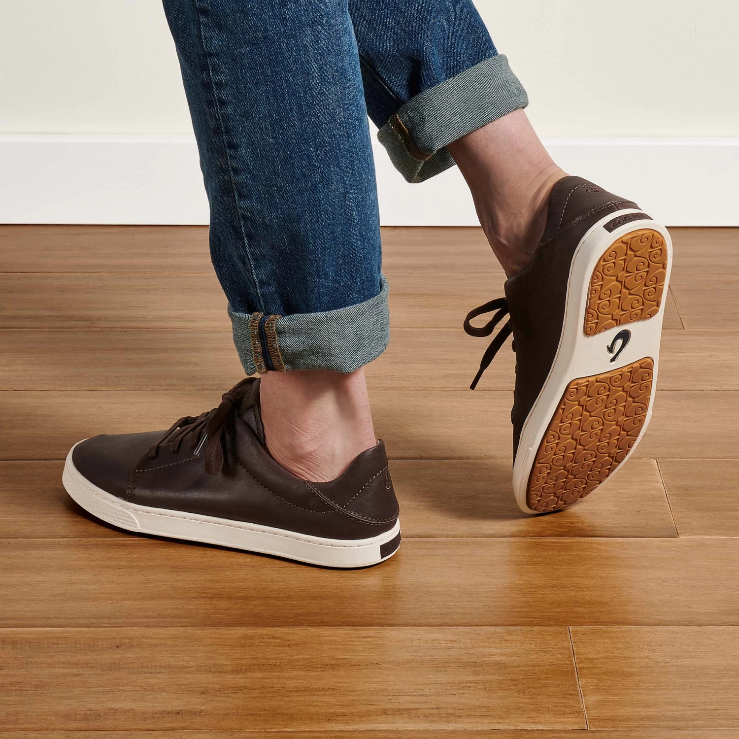 OluKai Pehuea Lī ‘Ili - Dark Java 4 OluKai Pehuea Lī ‘Ili - Dark Java - Image 4