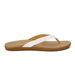 OluKai Honu - Bright White / Golden Sand
