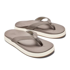 OluKai Nu‘a Pi‘o - Warm Taupe 8 OluKai Nu‘a Pi‘o - Warm Taupe -Olukai Shop 20445 WMWM 003 W NuaPio WmTpWmTp