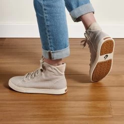 OluKai Pīlahi - Bone -Olukai Shop 20461 1919 101 W Pilahi BneBne Web Opt