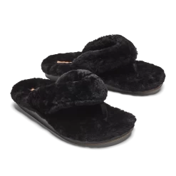 OluKai Kīpe'a Heu - Black 8 OluKai Kīpe'a Heu - Black -Olukai Shop 20464 4040 003 W KipeaHeu BlkBlk