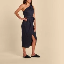 OluKai Mi‘i - Black -Olukai Shop 20495 4040 102 W MI I BlackBlack