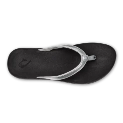 OluKai Puawe - Silver / Black -Olukai Shop 20498 2K40 004 W Puawe SilBlk