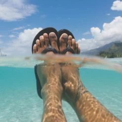 OluKai Ho‘ōpio - Onyx -Olukai Shop Ho opio Onyx galleryimage 01 e29ab0c9 db4f 47a1 846e 3c9633f88f5d