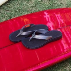 OluKai ‘Ohana - Pewter / Black -Olukai Shop W Ohana 1